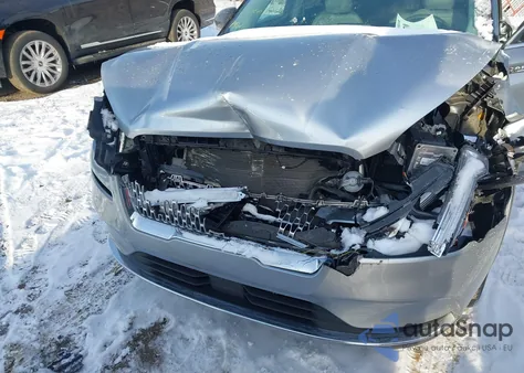 2022 Lincoln Corsair Standard z USA, uszkodzony, nr VIN 5LMCJ1C98NUL16023